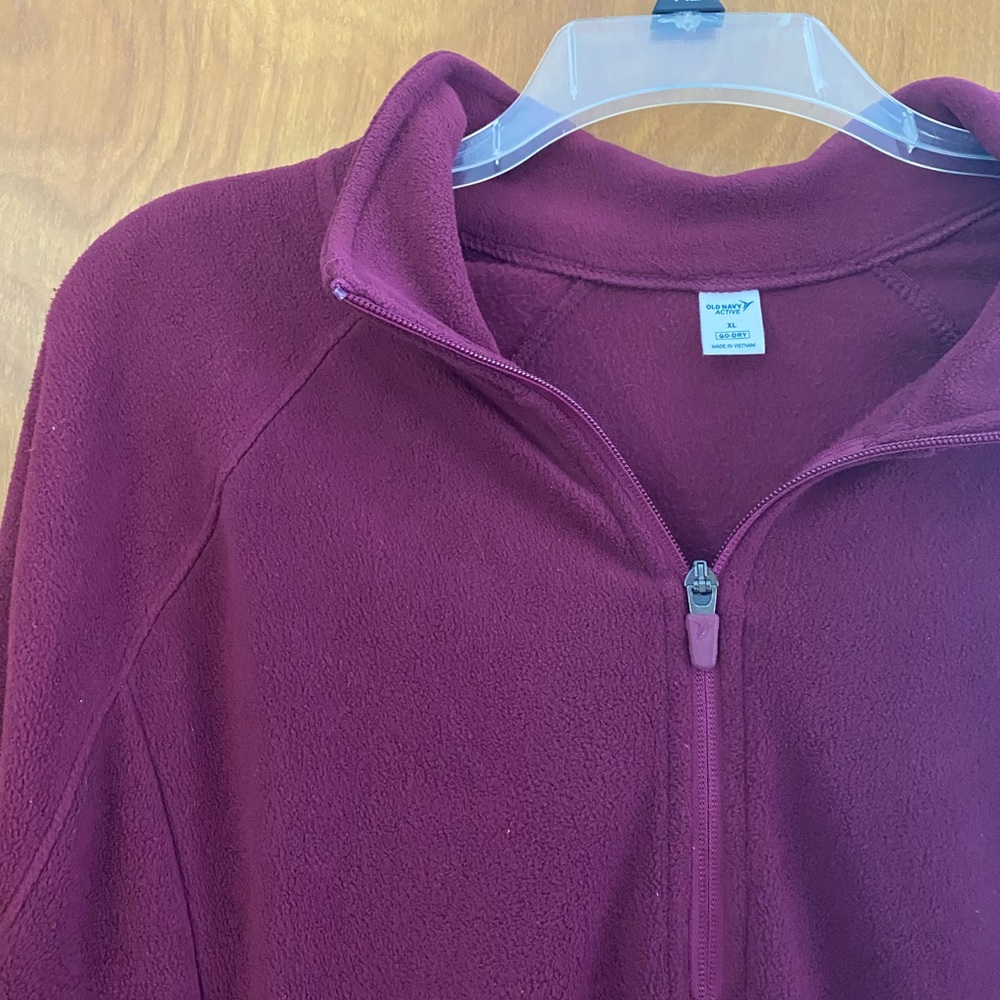 Old navy quarter-zip go active sweater size XL